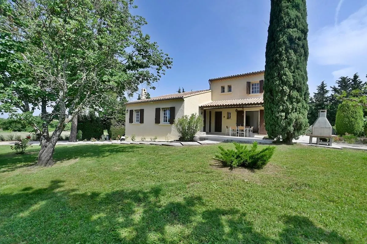 Villa Marie-Rose Saint Didier  Saint Didier (Vaucluse)