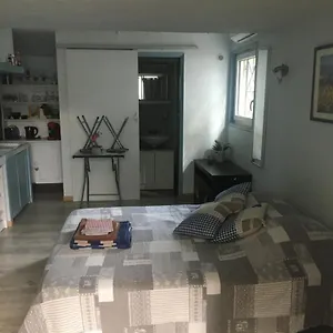 Appartement Studio Independant Climatise En Provence, Saint Didier (Vaucluse)