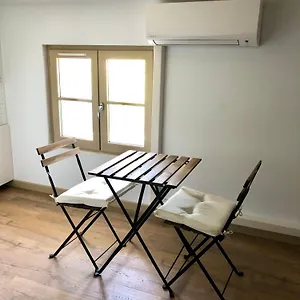 Appartement Neuf, Confort, Au Coeur Du Village, Saint Didier (Vaucluse)